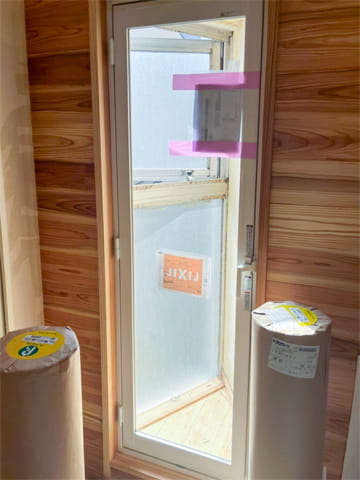 出窓のインナーサッシ